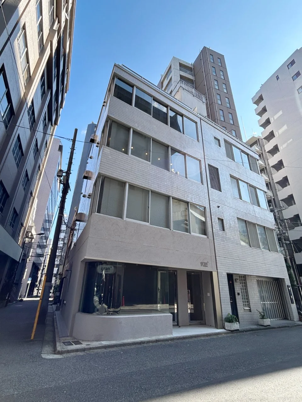 gran+AKIHABARAⅡ(グラン・プラス秋葉原Ⅱ) 2階3階セット貸し 外観 1
