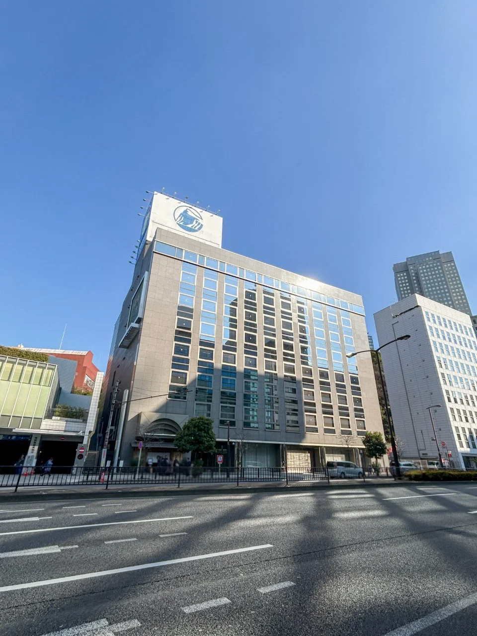赤坂エイトワンビル 3 オフィスビル外観 1