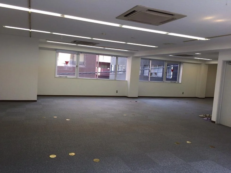 東邦沢口ビル 3 執務室 5