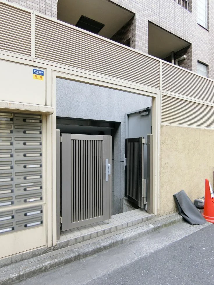 コートハウス秋葉原 8 エントランス 3