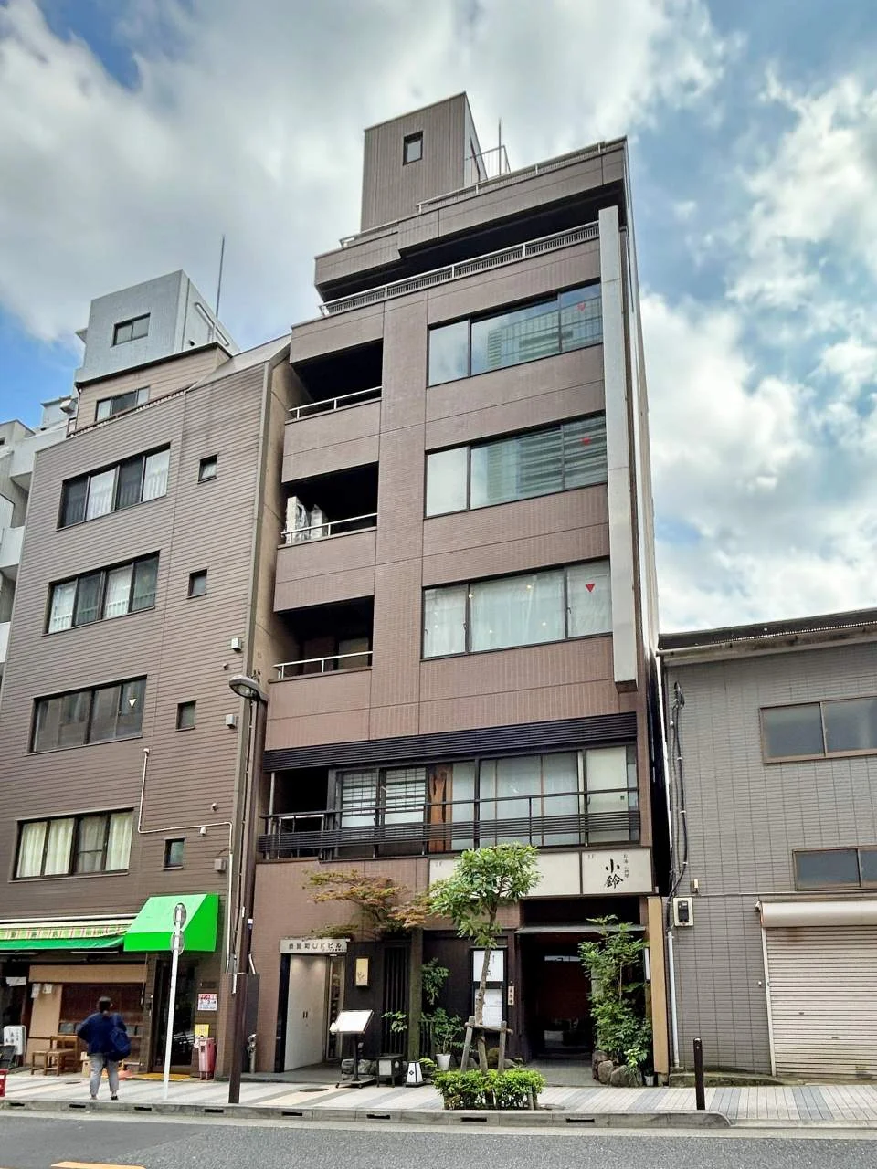 淡路町UKビル 3 オフィスビル外観 2