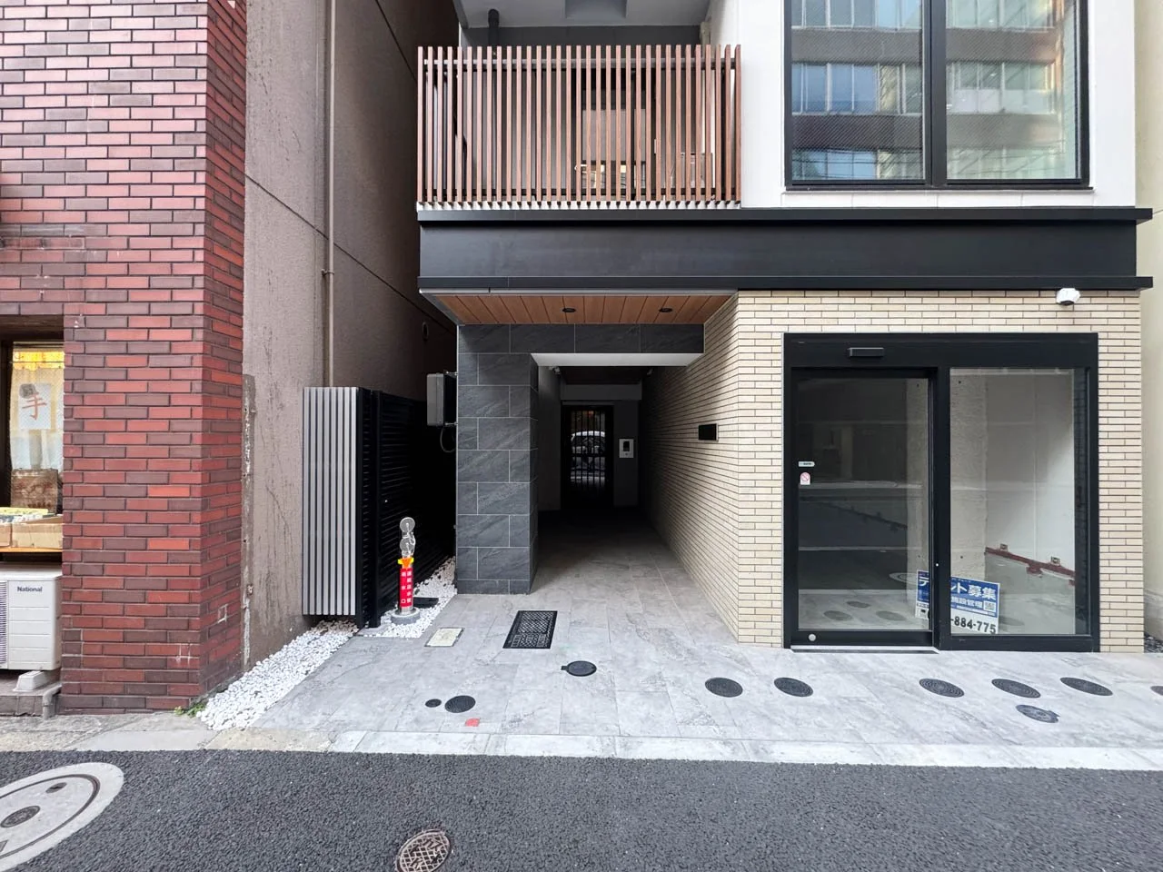 神保町ビル 5 ビルエントランス 5