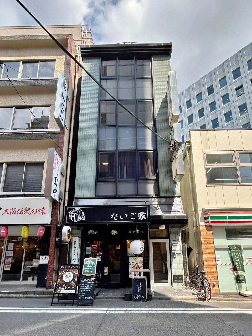 豊年屋ビル 3 オフィスビル外観 1