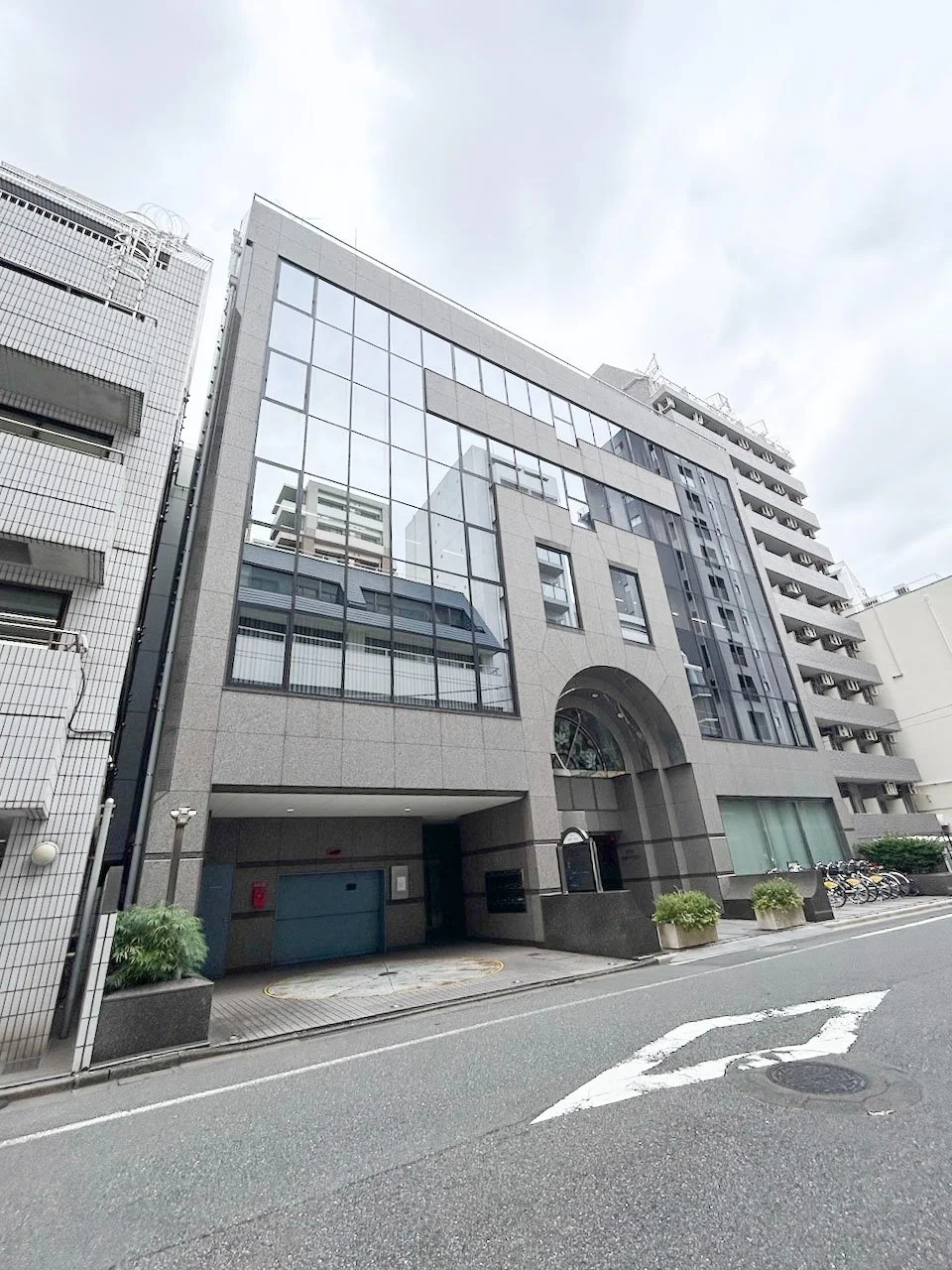 イトーピア岩本町一丁目ビル(イトーピア岩本町1丁目ビル) 3 オフィスビル外観 1
