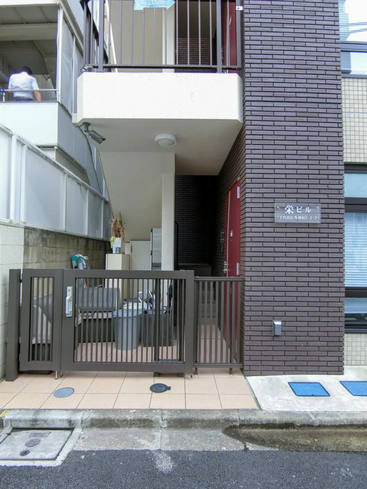 栄ビル 1 エントランス 3