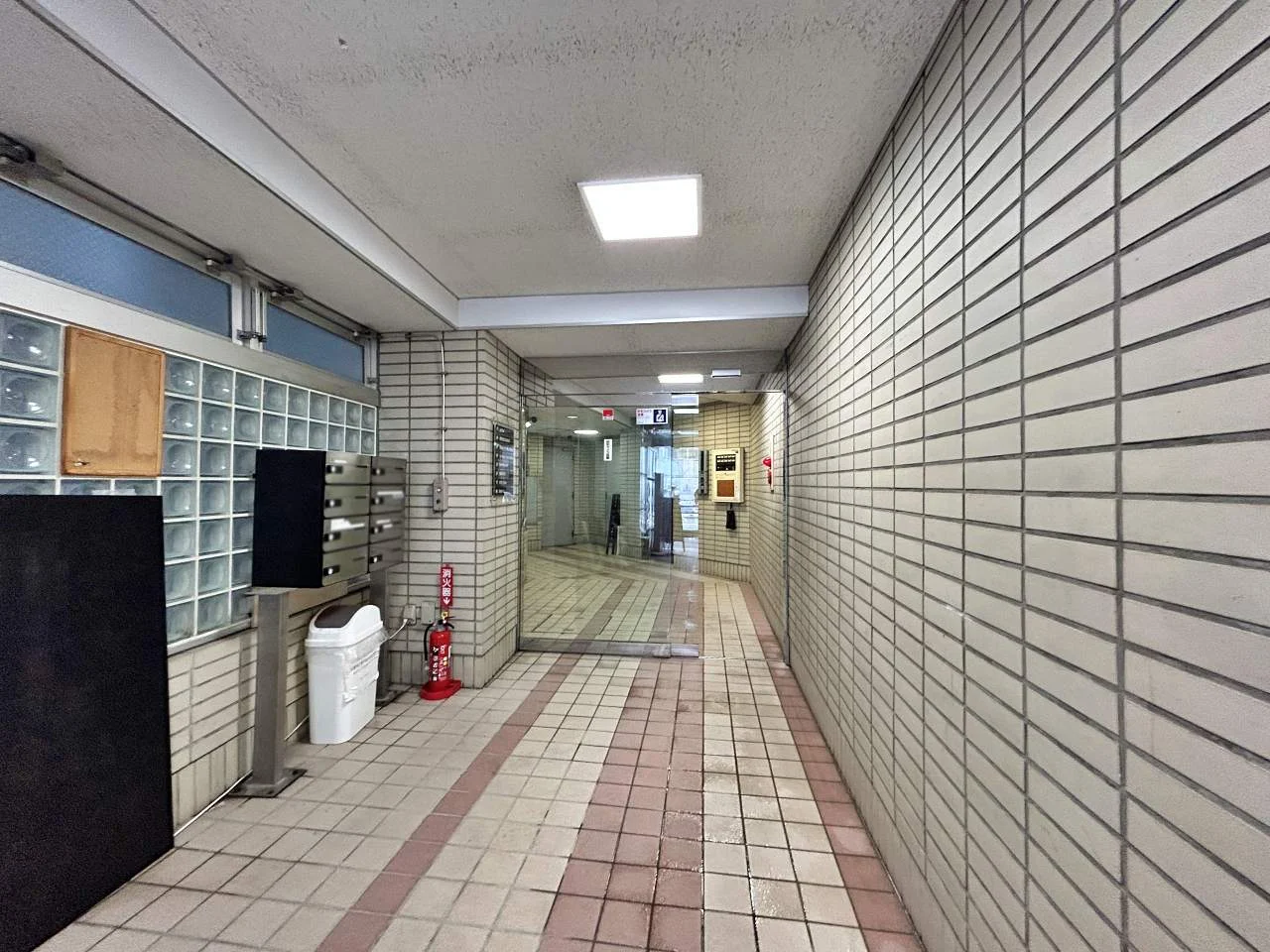 アイロン三崎町 7 エントランス 4