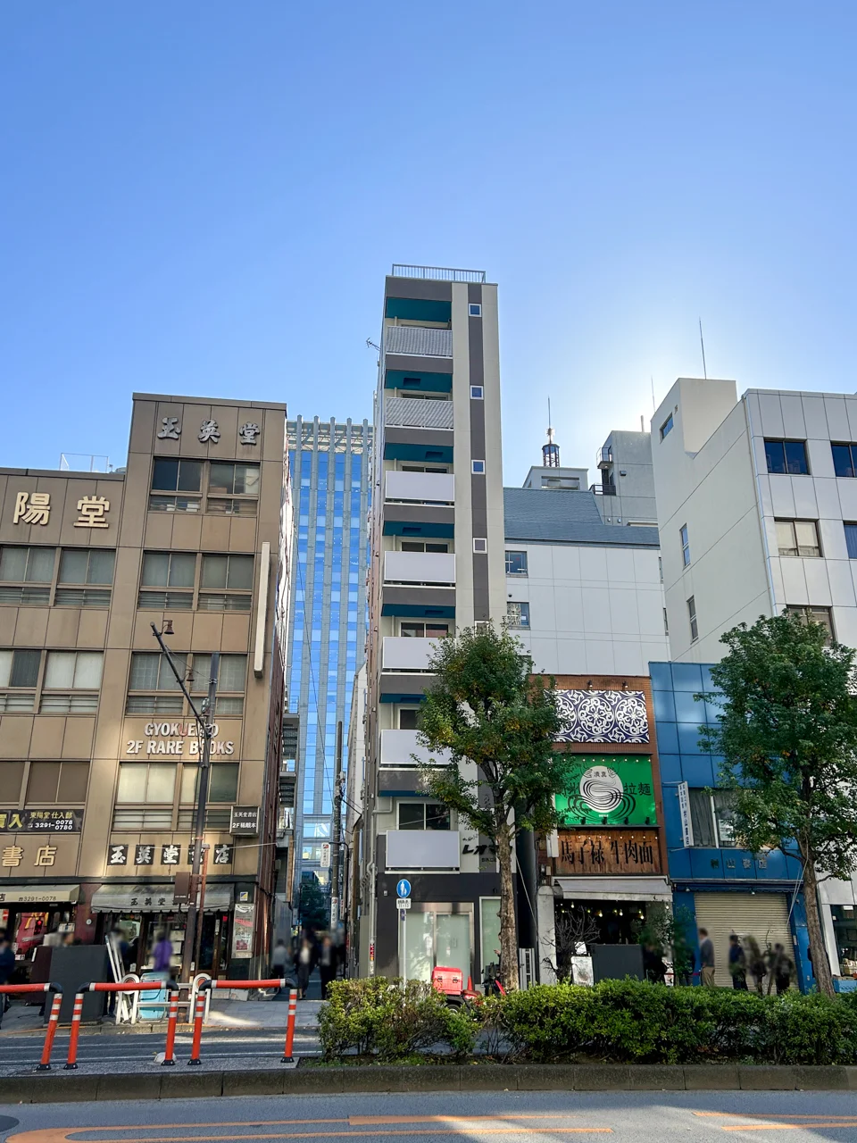 レオビル 2 外観 1