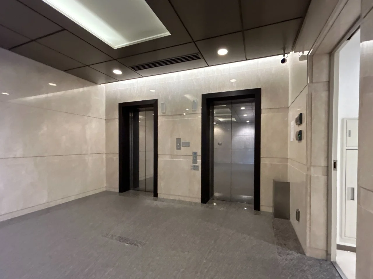いちご神田錦町ビル 5 共有部 9