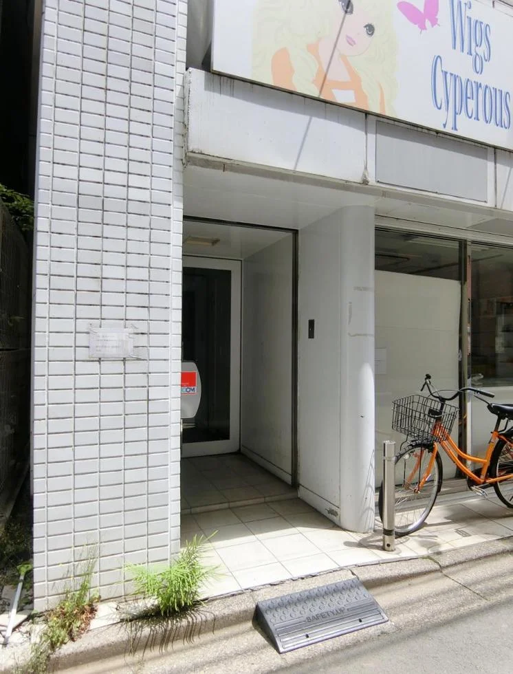 (仮称)内神田1丁目ビル 一棟貸し エントランス 3