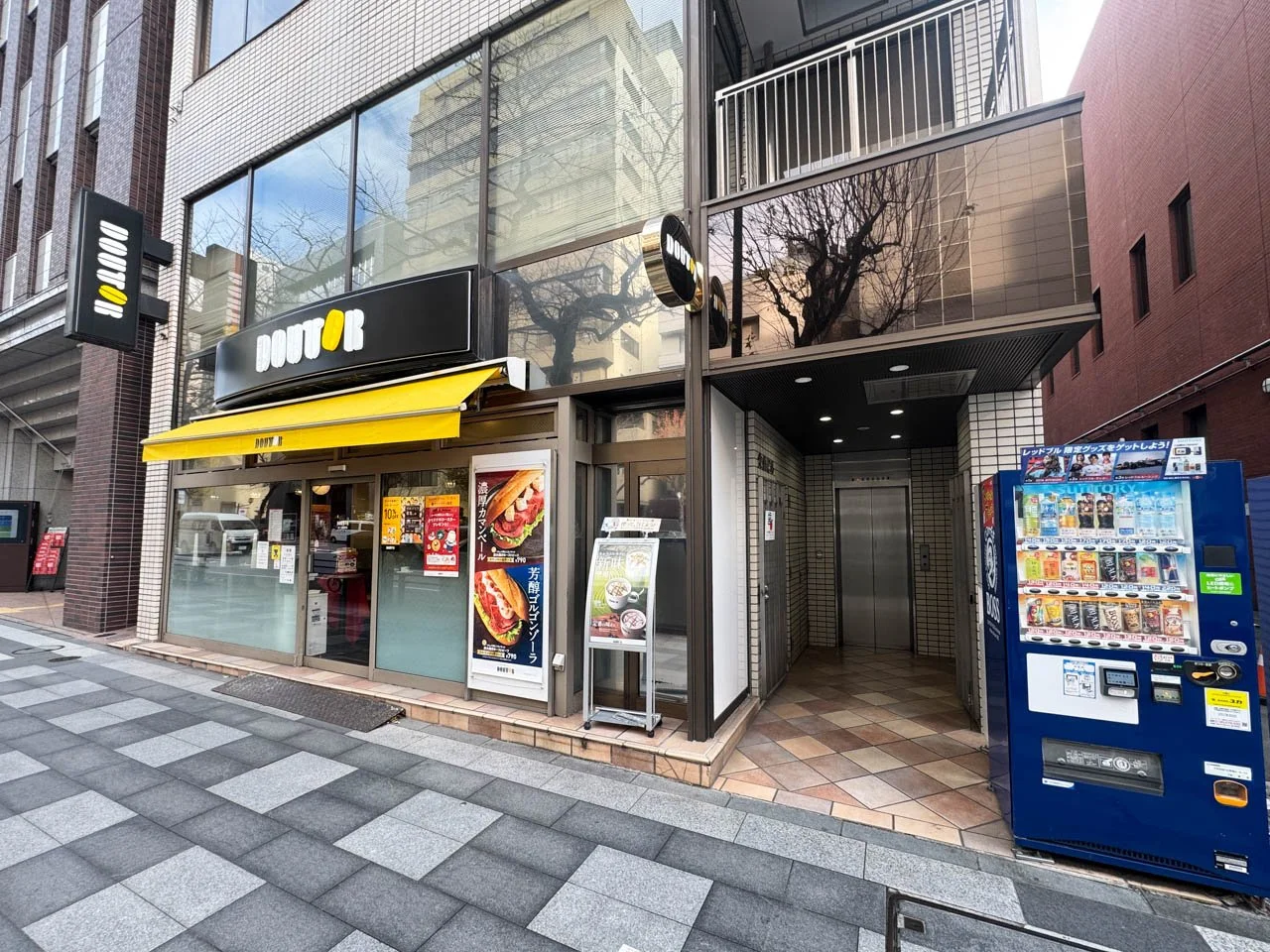 重盛ビル 4 エントランス 3