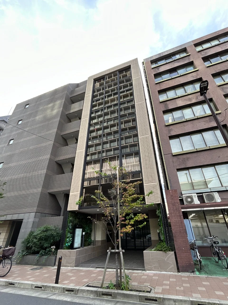 D’sVARIE神田錦町 6 外観 2