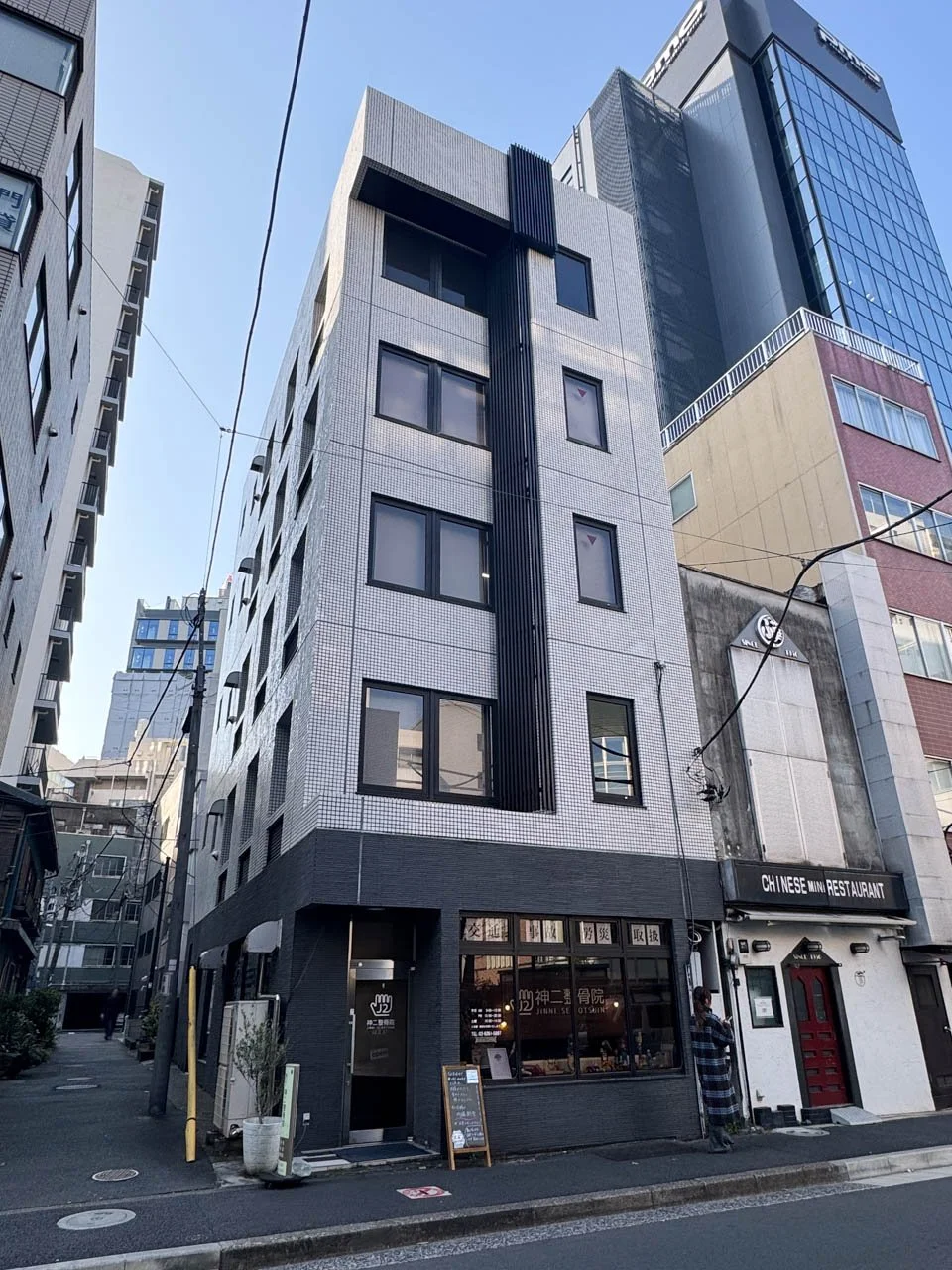 ユービズ神田神保町 2 オフィスビル外観 1