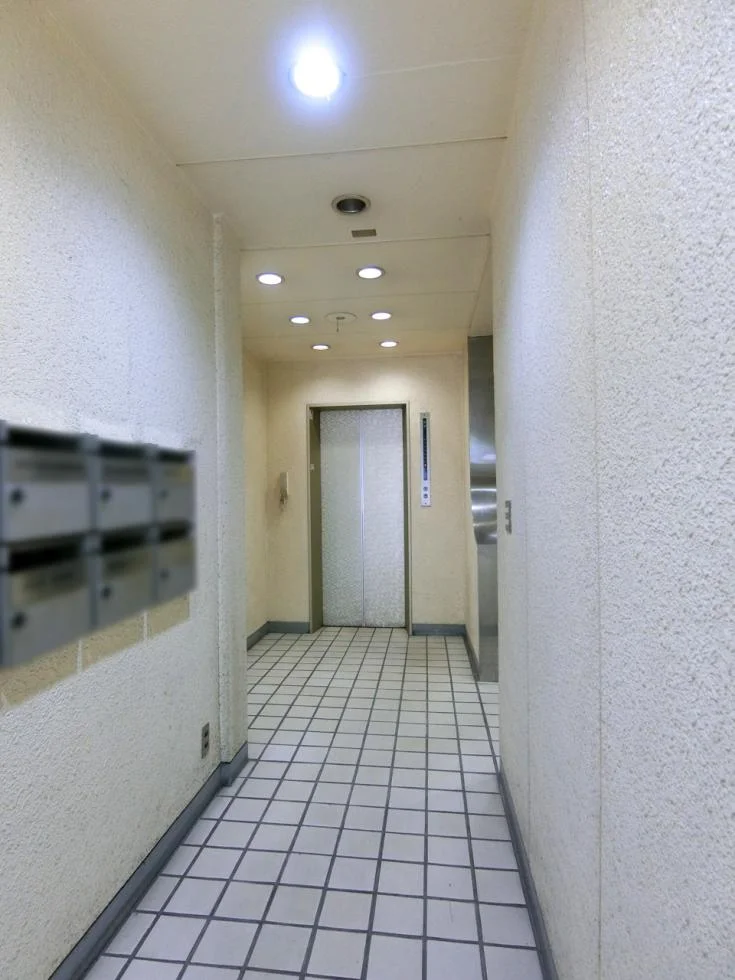 トライエム大手町ビル 6 エントランス 12