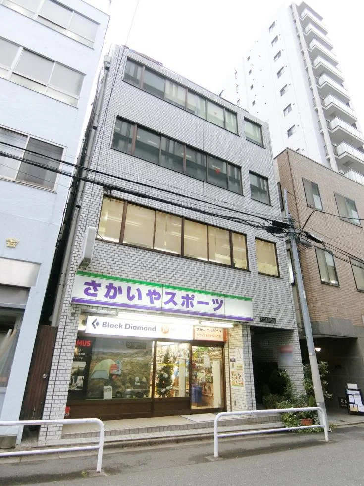 アイエムビル 3 オフィスビル外観 1