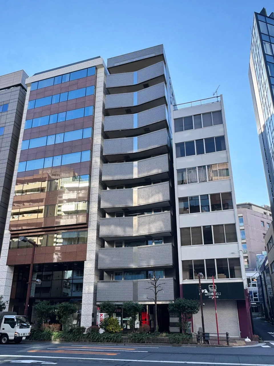 アクサンビル 3 外観 2
