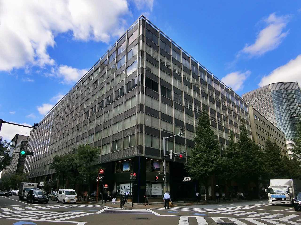 新国際ビル 3 オフィスビル外観 2