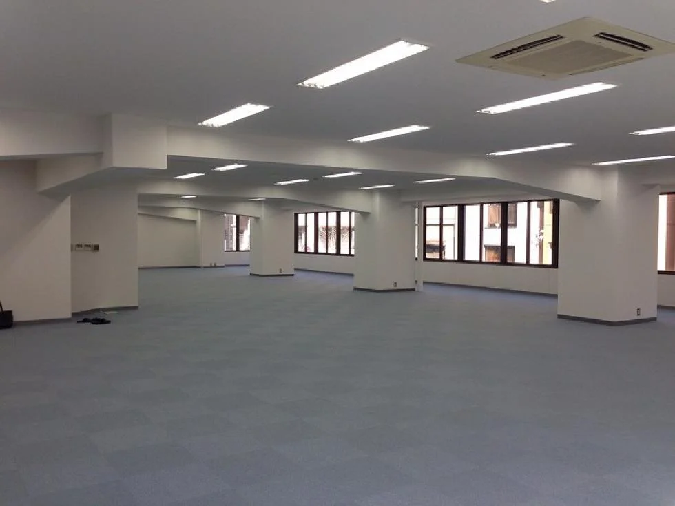 菅山ビル 3 執務室 11