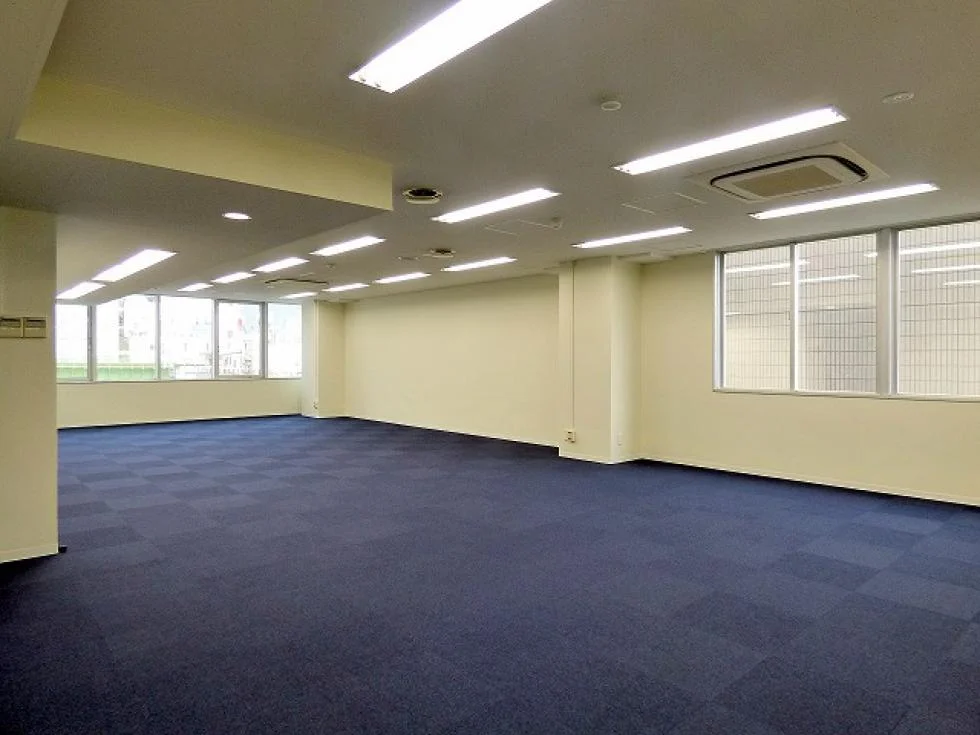 産報佐久間ビル 5 執務室 8
