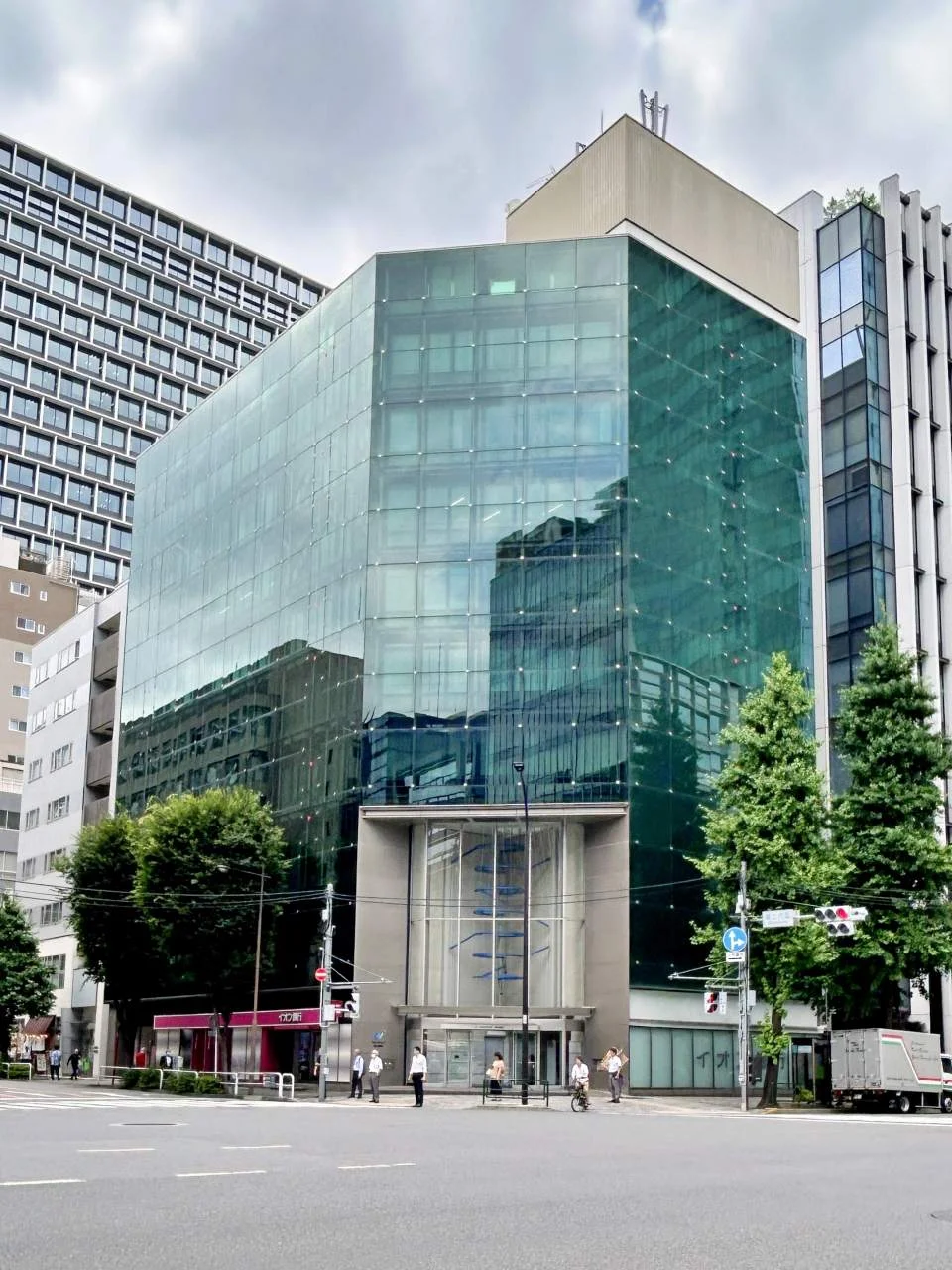 NEWNO神田錦町 3 オフィスビル外観 1