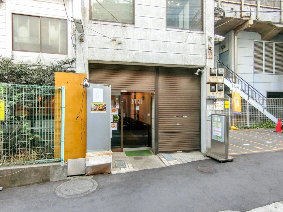 丸の内3丁目高架下店舗 2 エントランス 3