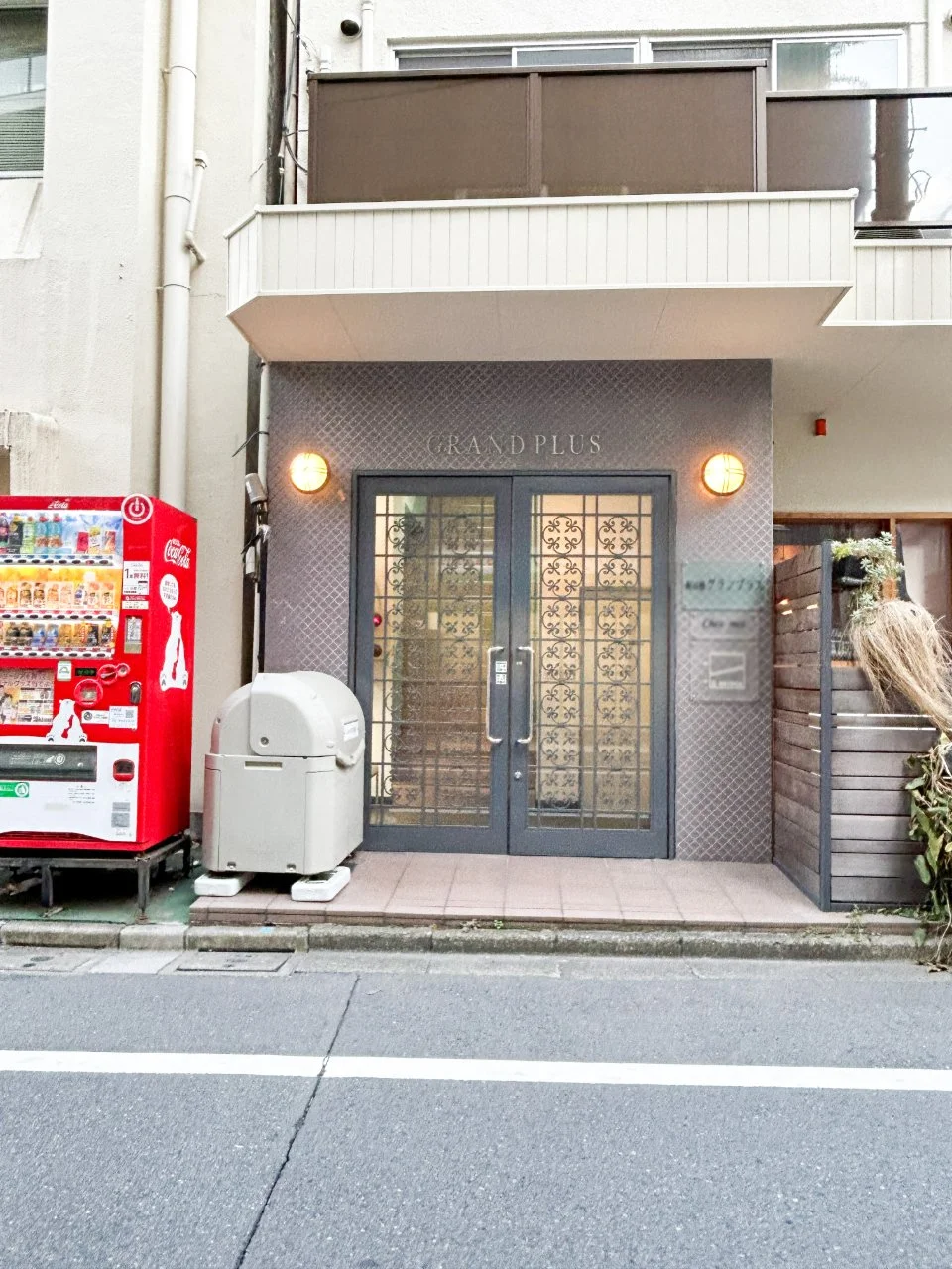 飯田橋グランプラス【エスプリ】ビル 2 エントランス 3