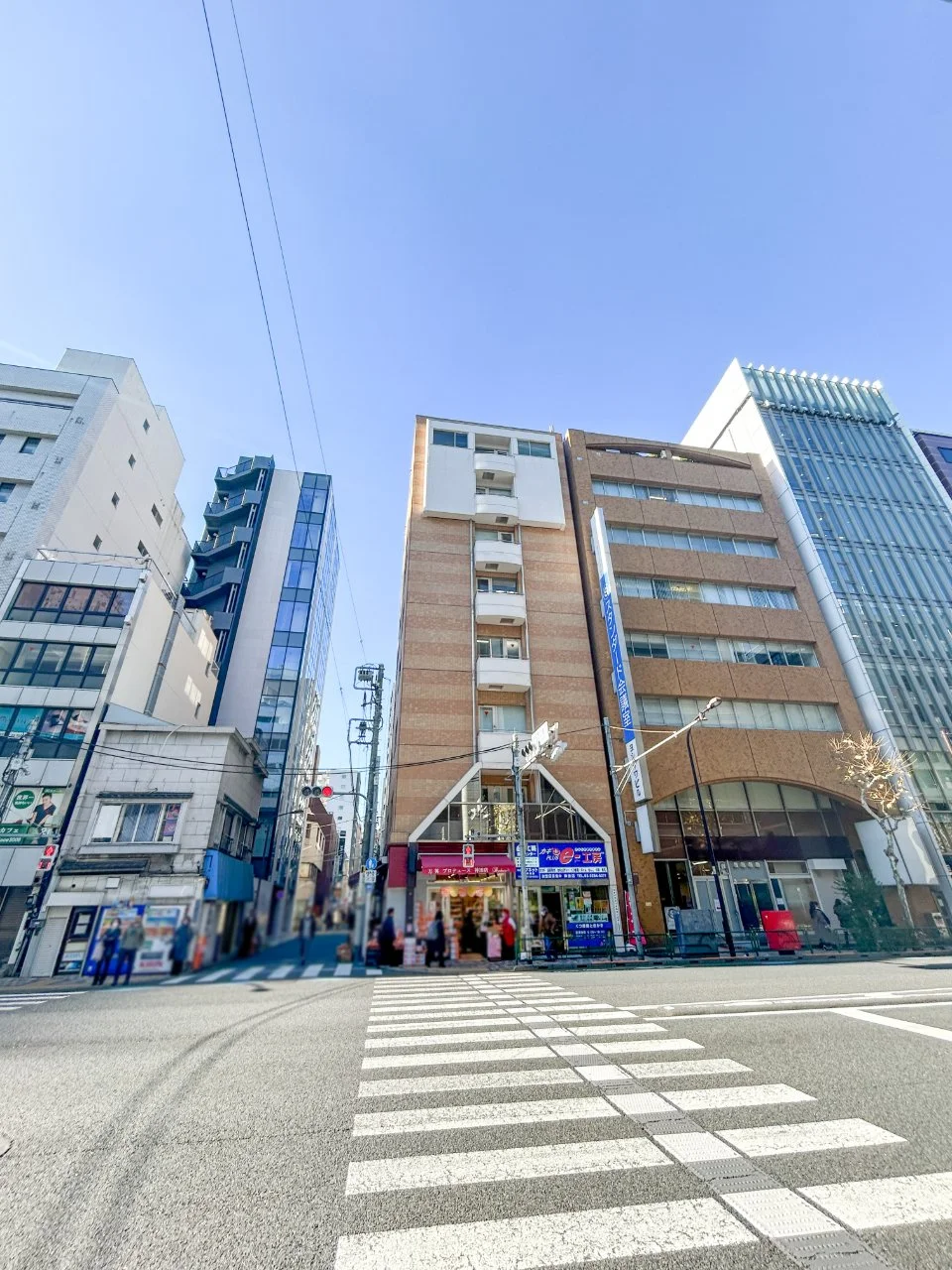 イワカタビル 7 オフィスビル外観 3
