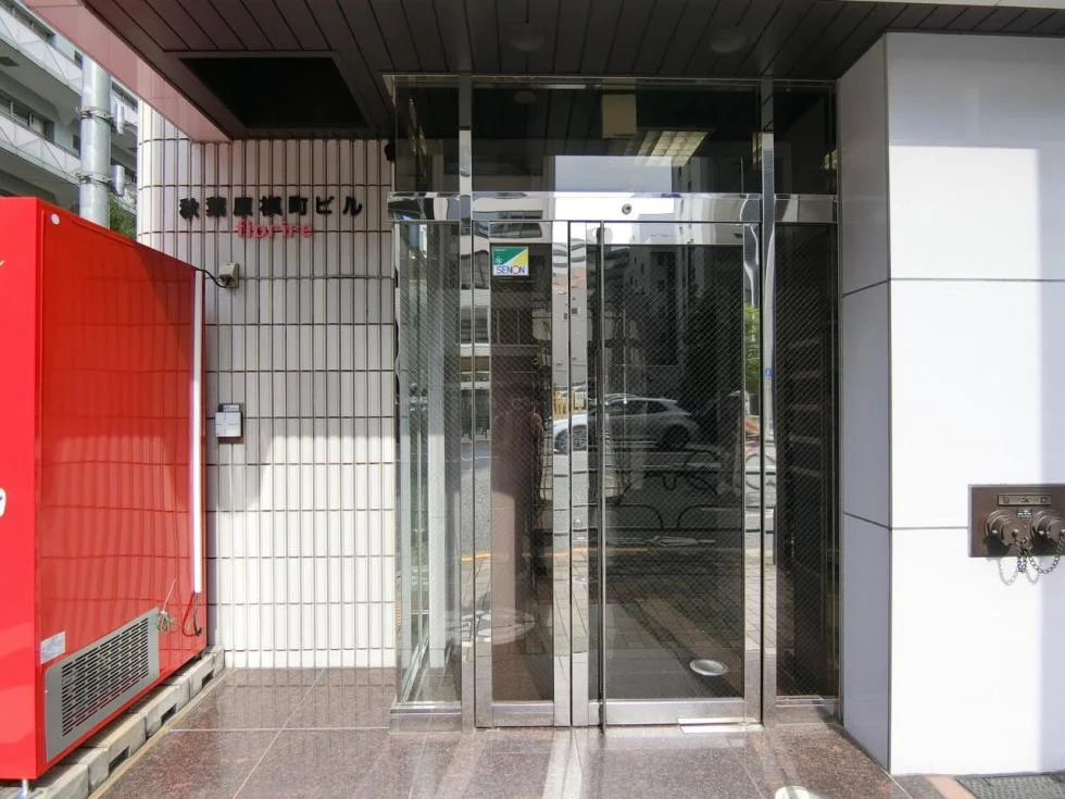 秋葉原槇町ビル 4 ビルエントランス 3