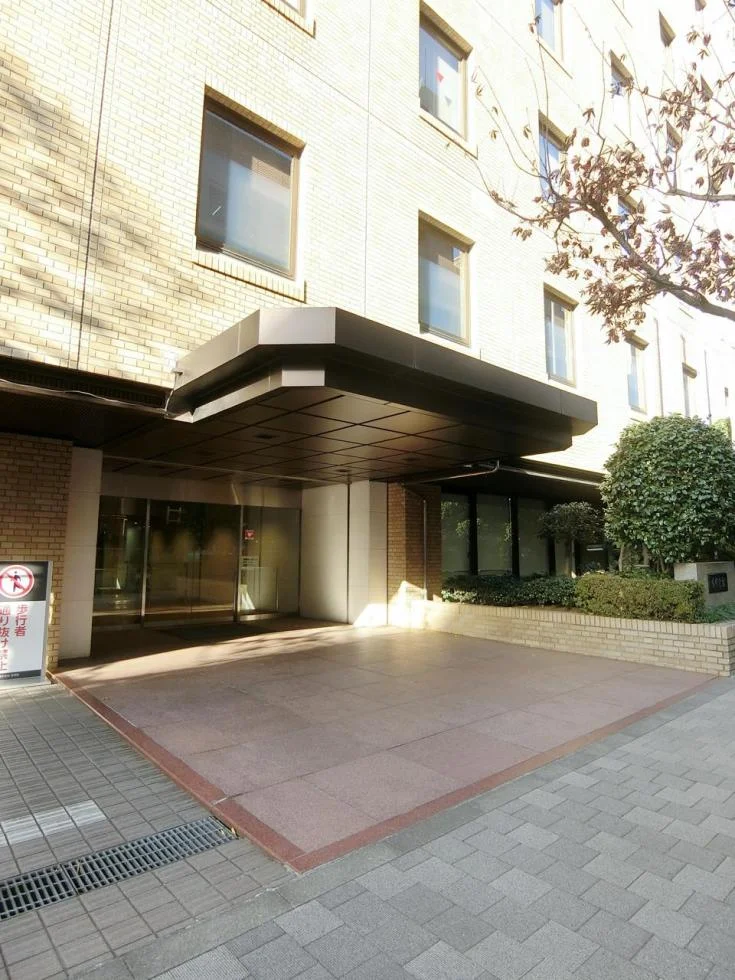 番町会館 1 エントランス 3