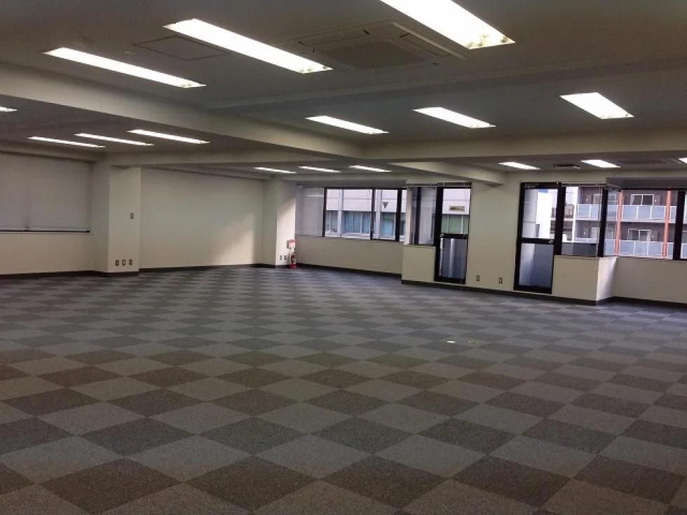 久保田ビル 6 執務室 9