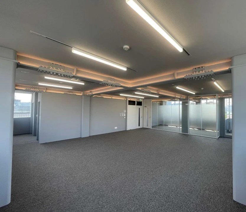 ミナト九段下ビル - 画像1