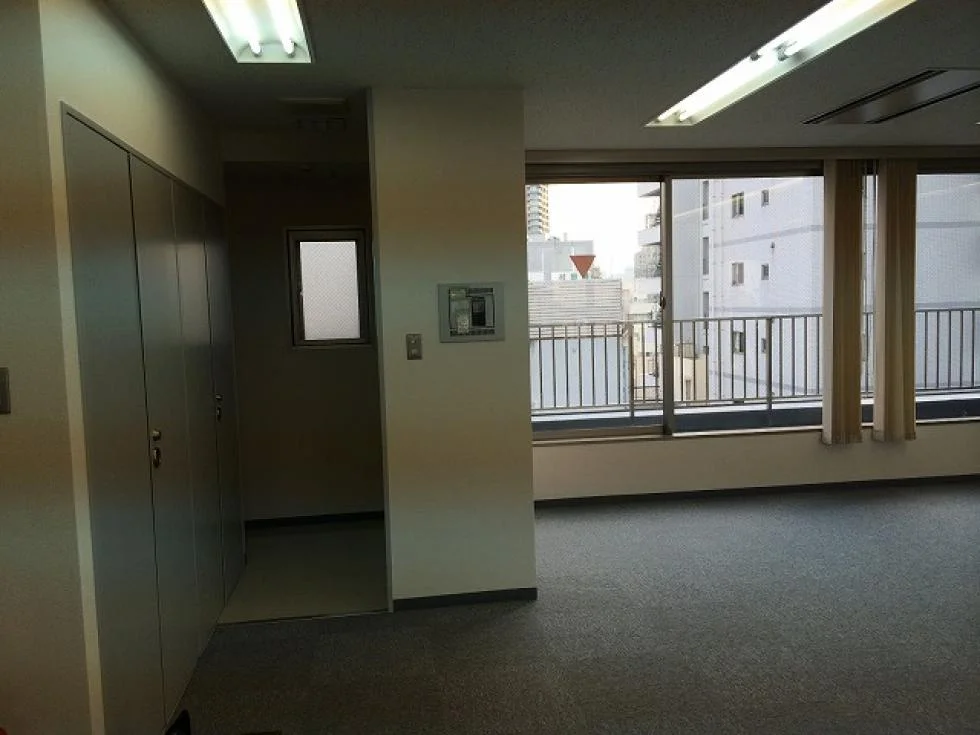 神田TNKビル 7 執務室 3