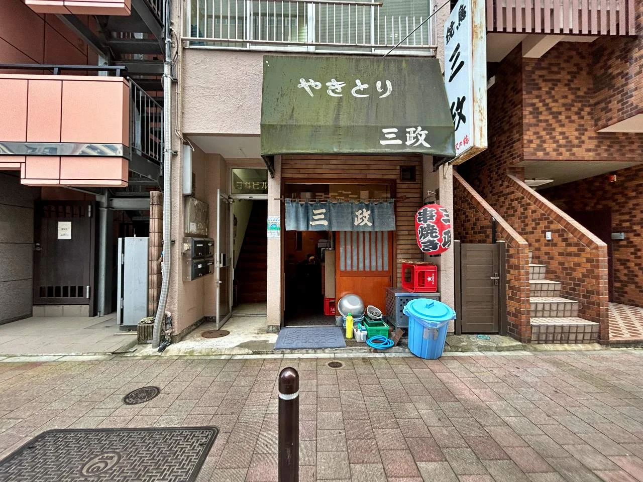 三科ビル 3 ビルエントランス 5