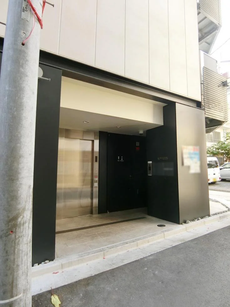AL BUILDING JINBOCHO(神保町アレルトビル) 9 ビルエントランス 5