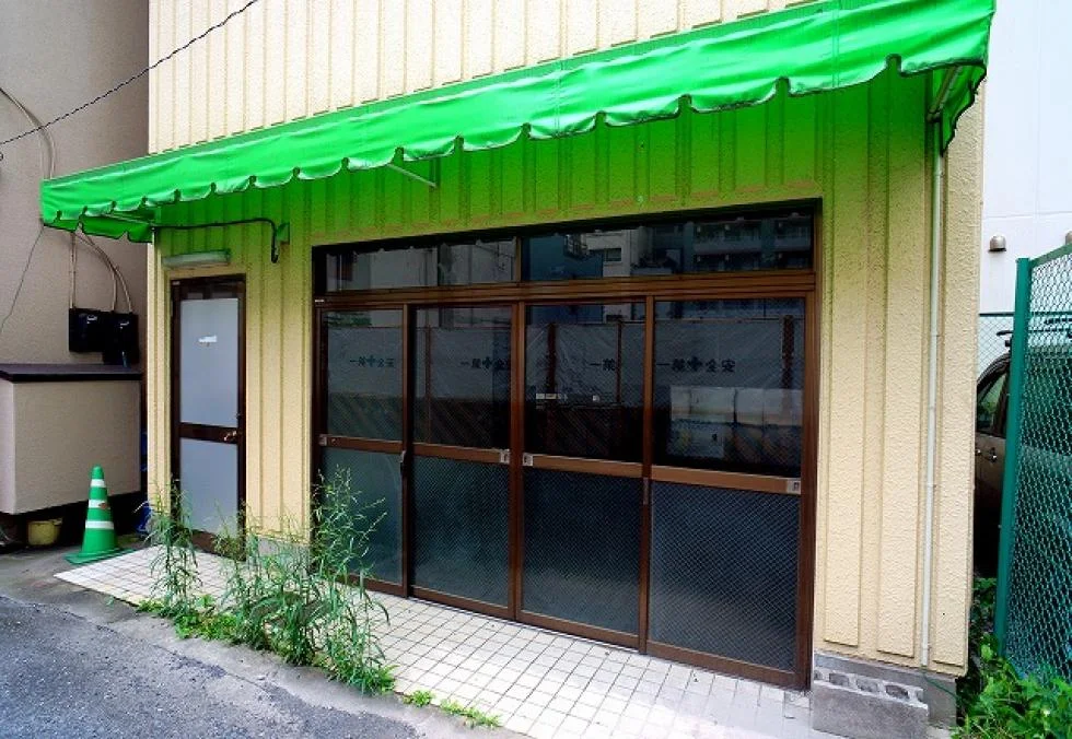 第2田中ビル 一棟貸し エントランス 4