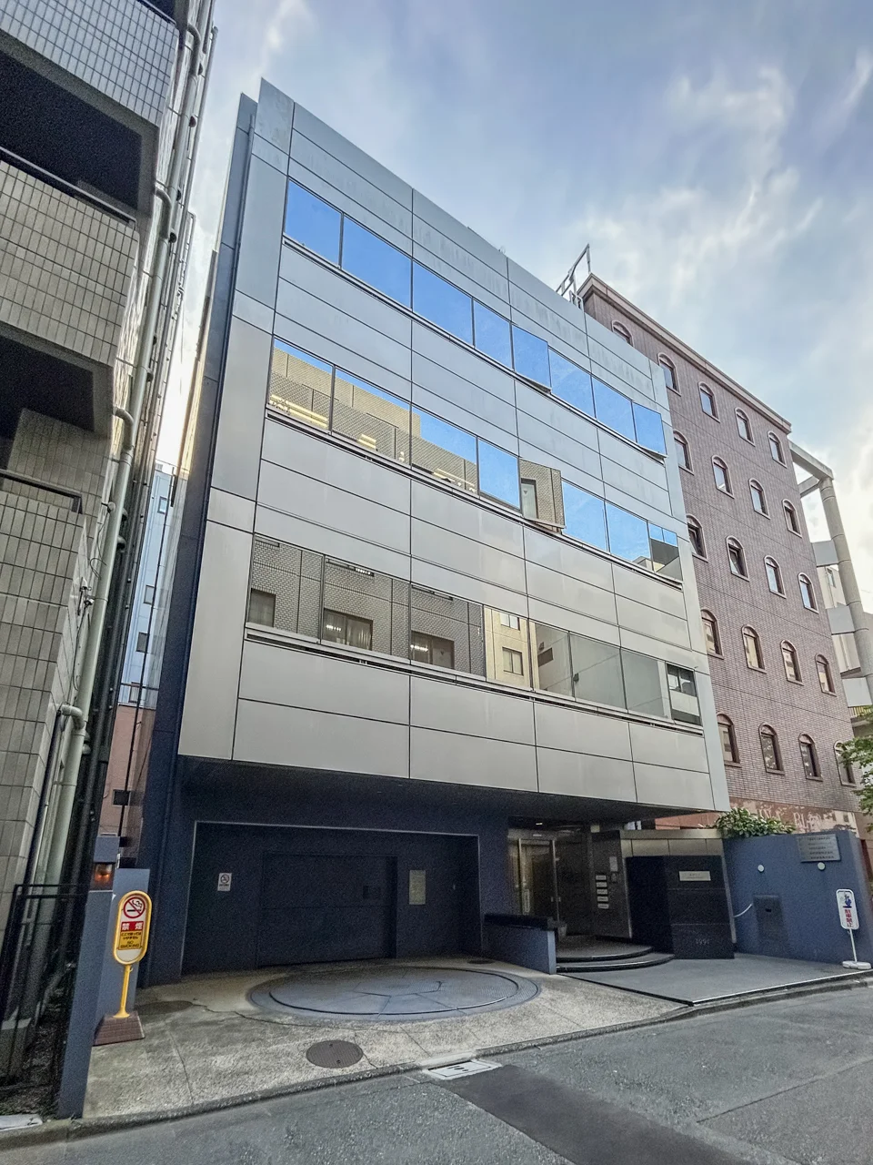 高砂ビル B1 外観 1