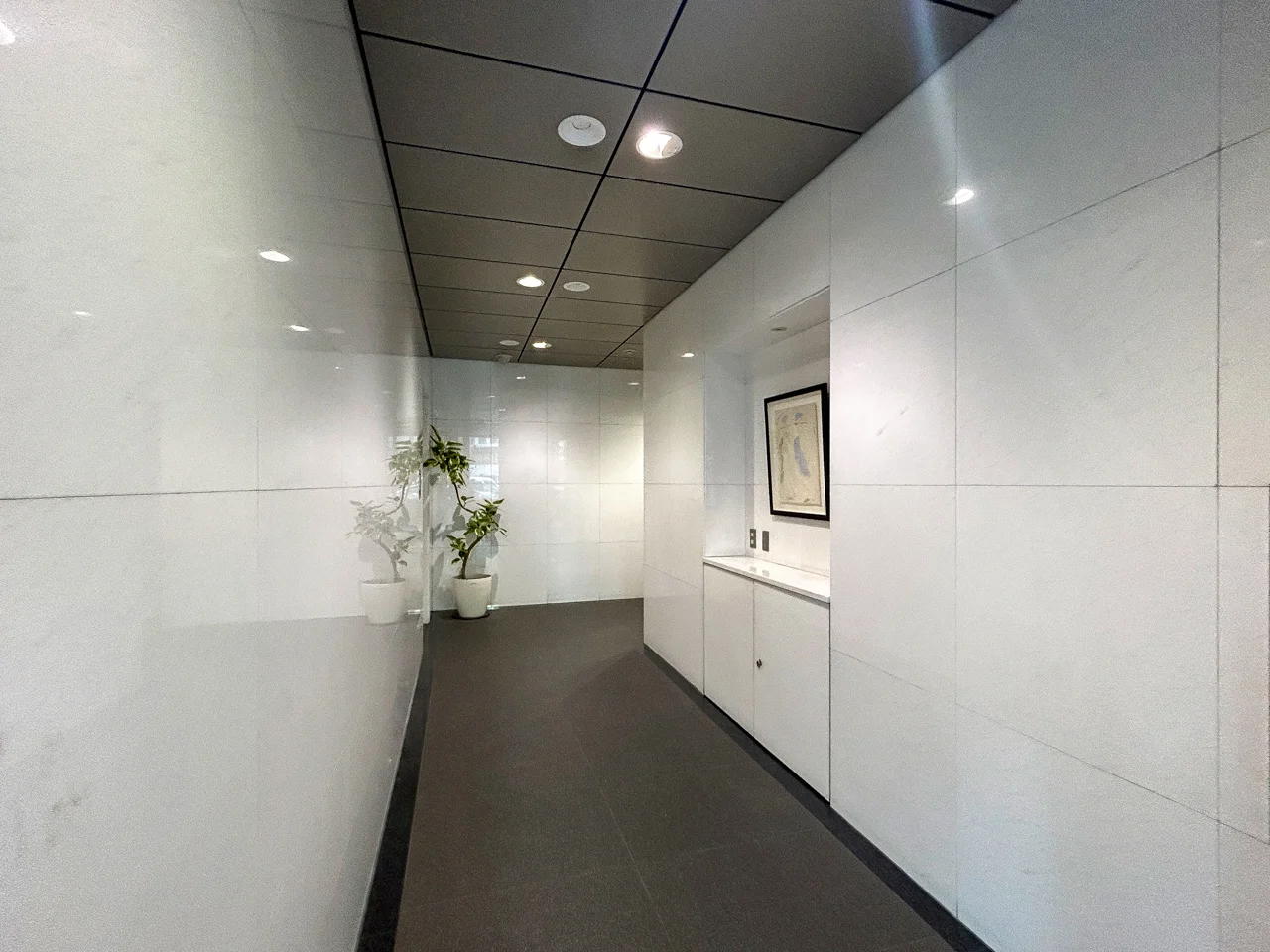 東洋須田町ビル 7 ビルエントランス 4