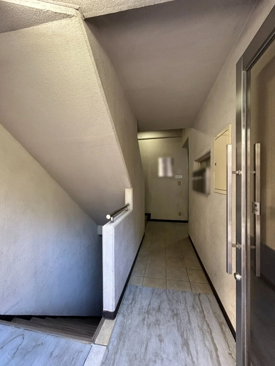 倉内ビルディング(KURAUCHI BUILDING)(クラウチビルディング) 4 ビルエントランス 4