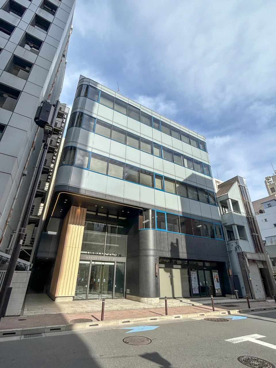 アーバンセンター神田司町 5 オフィスビル外観 1