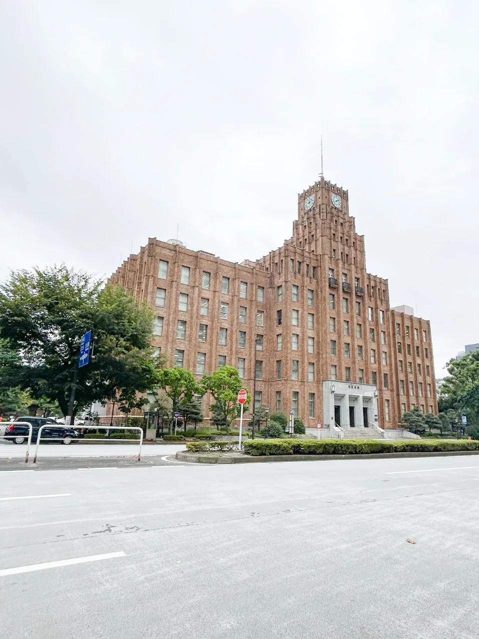 市政会館ビル B1 外観 2