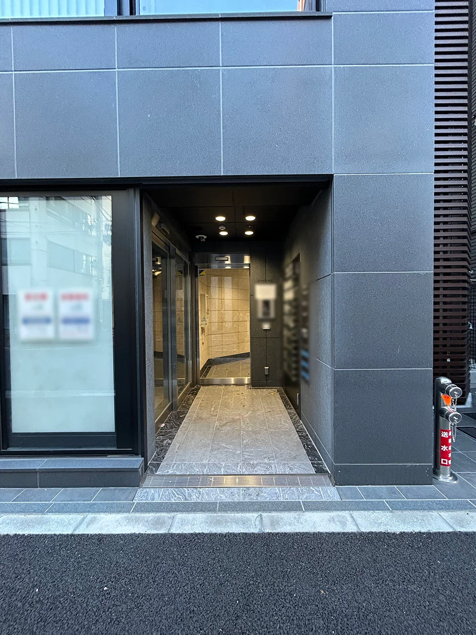 THE CITY 神田神保町(ザ・シティ神田神保町) 8 エントランス 3