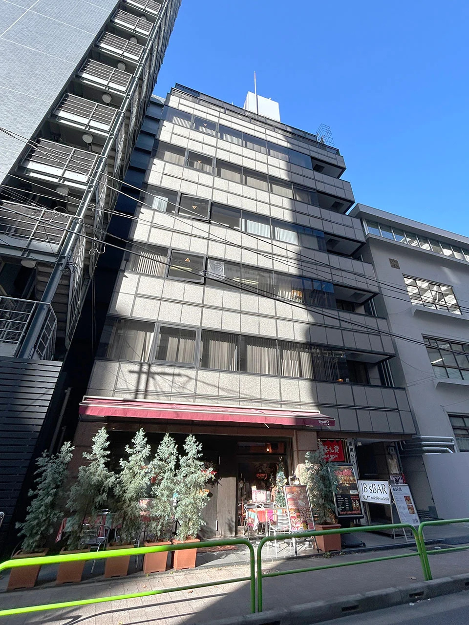 高岡ビル 4 オフィスビル外観 1