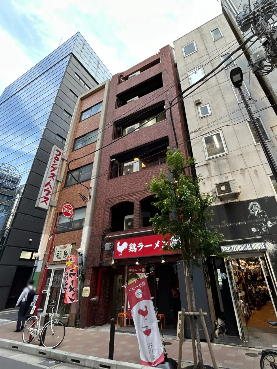 ウキガイビル 7 オフィスビル外観 1
