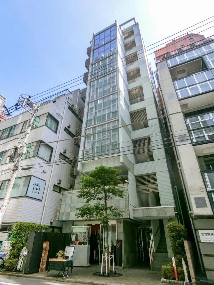 TRUST VALUE 麹町 5 オフィスビル外観 1