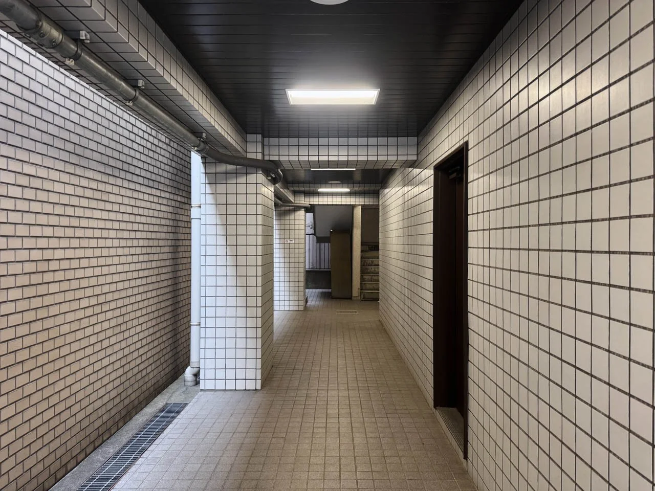 市田ビル 1 エントランス 4