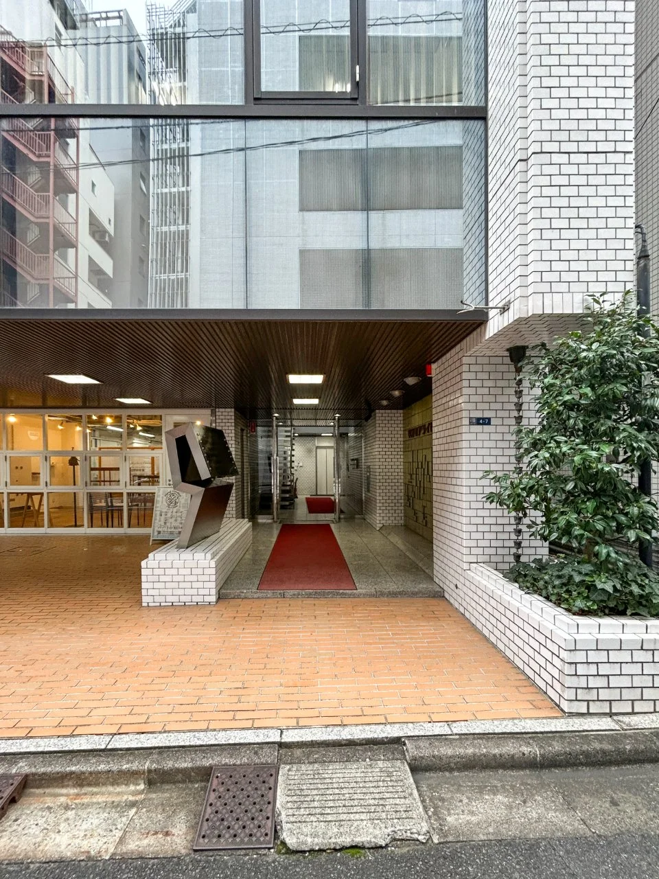 平河町アライビル 3 ビルエントランス 5