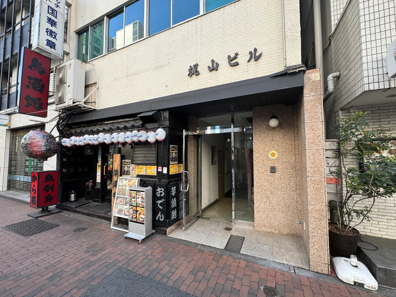 梶山ビル 4 ビルエントランス 3