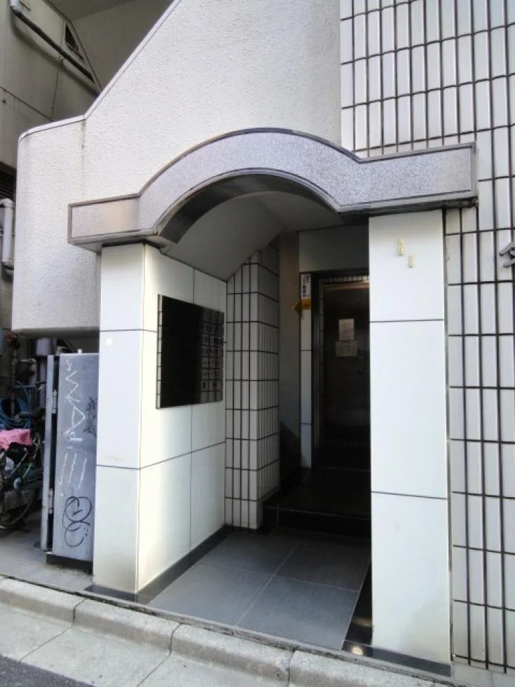 ダイニ猿楽町ビル - 画像1