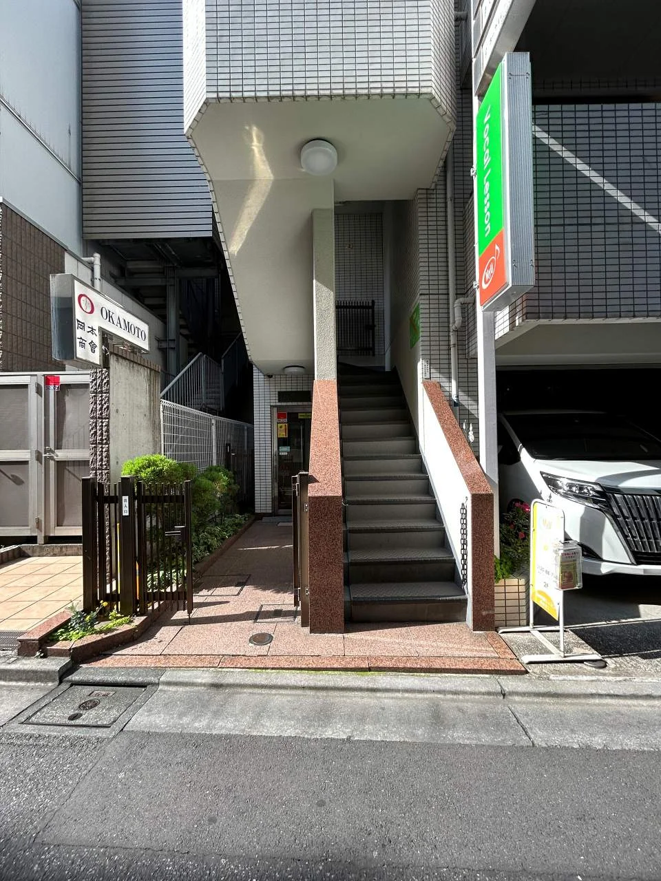 山本ビル 3 エントランス 3