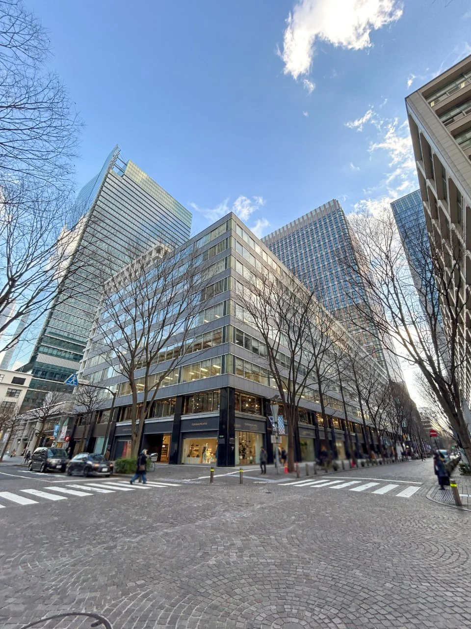 point 0 marunouchi 4 外観 1