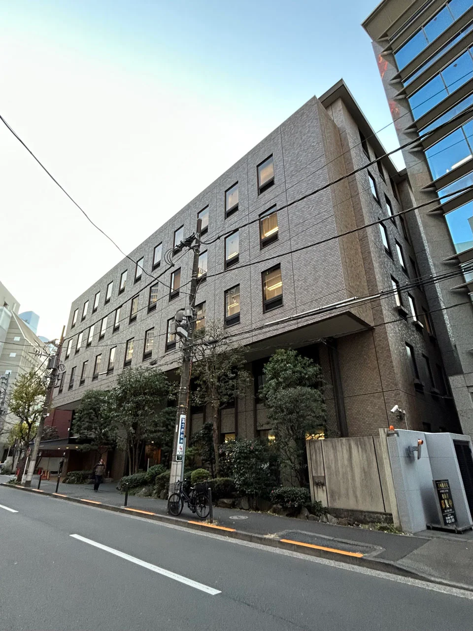 興和二番町ビル B1 外観 2